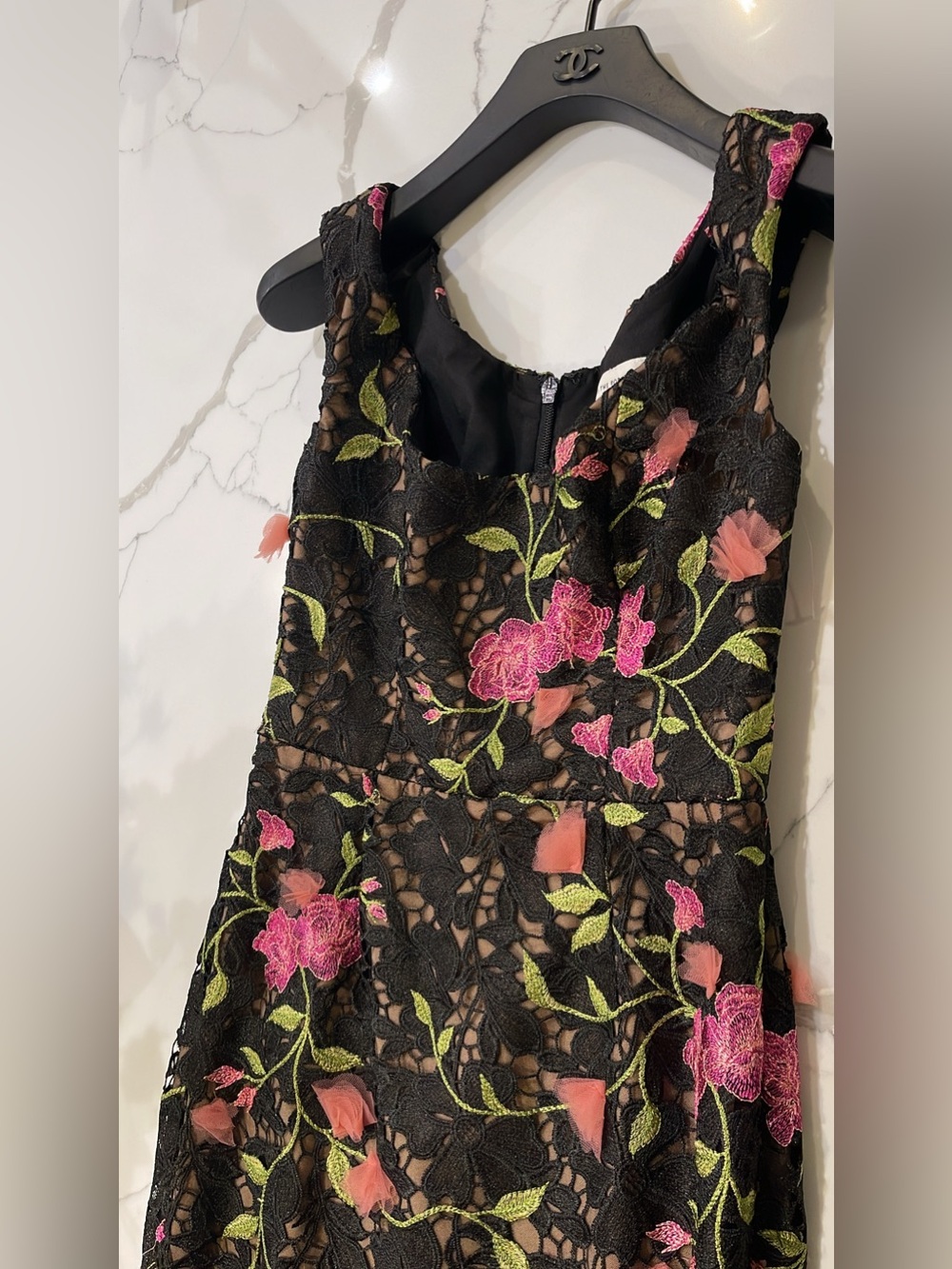 DRESS THE POPULATION Josie Floral Appliqué Sleeveless Gown In Black Multi Size S - Picture 5 of 17